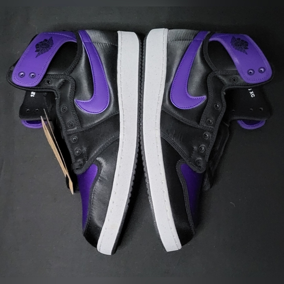 Jordan 1 - Purple Satin - Size 12 - Picture 3 of 6